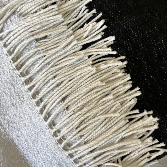 SACKCLOTH & ASHES 59"x70" Italian-Made Essentials Blanket Throw - Picture 6 of 13